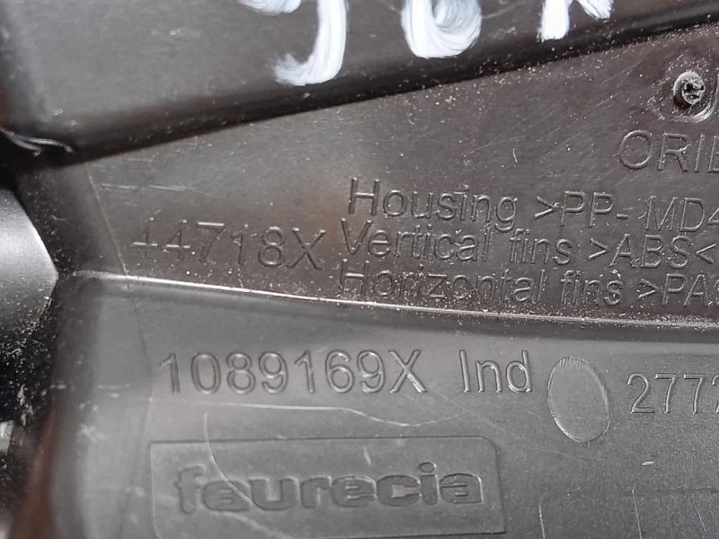 Griglia Condotto ARIA Cruscotto ANT SX 1089169X Peugeot 2008 I 2016