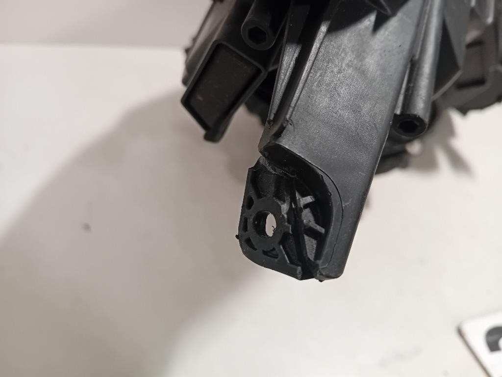 Proiettore ANT SX 13399862 Opel Zafira C 2012