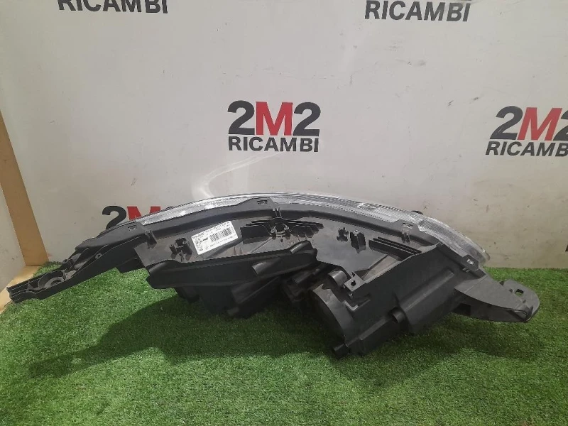 Proiettore ANT SX 9825313980 Peugeot 2008 I 2016