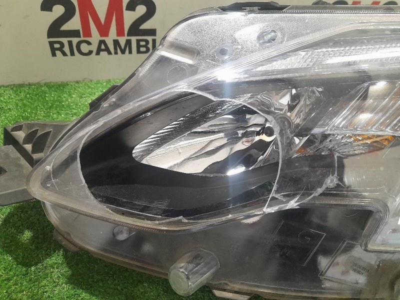 Proiettore ANT SX 9825313980 Peugeot 2008 I 2016