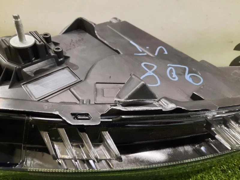 Proiettore ANT SX 9833036380 ECO LED Peugeot 2008 II 2020