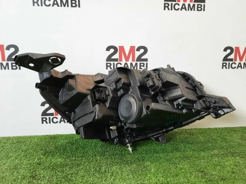 Proiettore ANT SX 9833036380 Peugeot 2008 II 2020