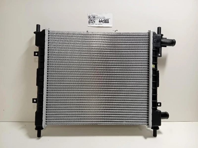 Radiatore Acqua XS5H-8005-EA Ford KA II 2009