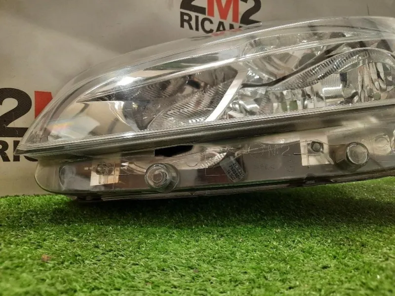 Proiettore ANT SX 9802221880 Peugeot 208 I 2012