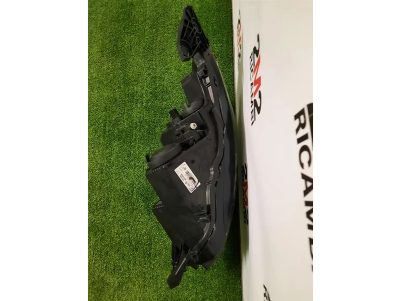 Proiettore ANT SX 9802221880 Peugeot 208 II 2019