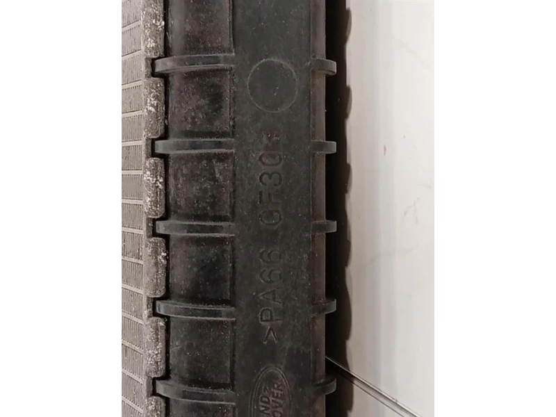 Radiatore Acqua GX73 8005EC Jaguar XE 2015