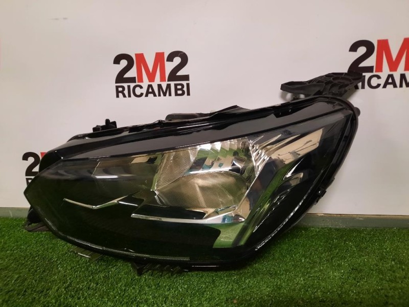 Proiettore ANT SX 9802221880 Peugeot 208 II 2019