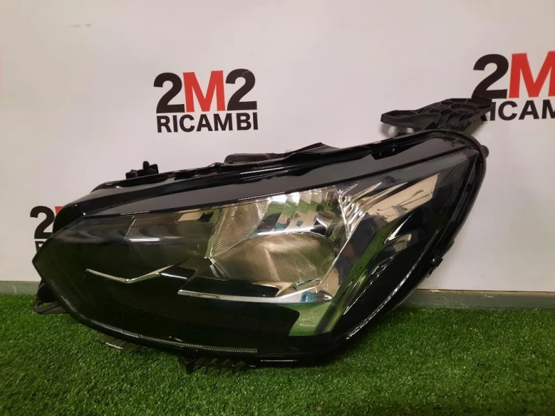 Proiettore ANT SX 9802221880 Peugeot 208 II 2019