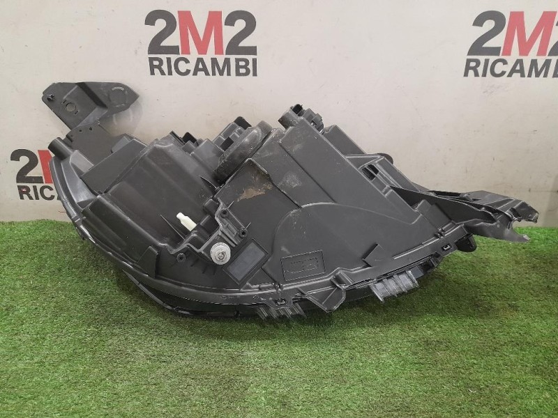 Proiettore ANT SX 9833036380 Peugeot 208 II 2019