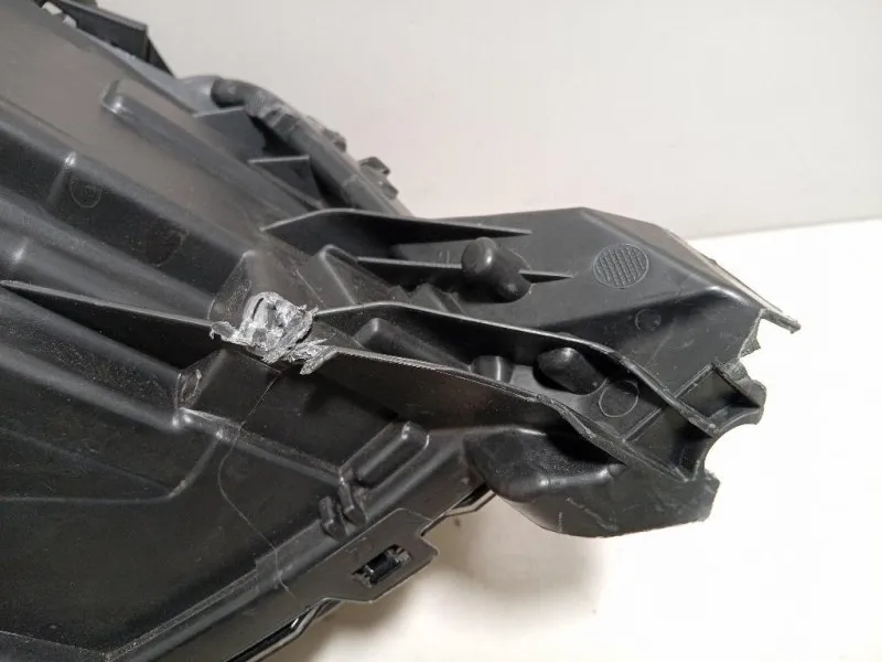 Proiettore ANT SX 9833036380 Peugeot 208 II 2019