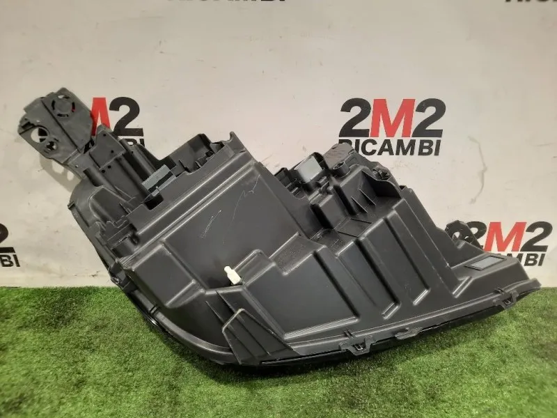 Proiettore ANT SX 98 362 302 80 Peugeot 3008 II 2016