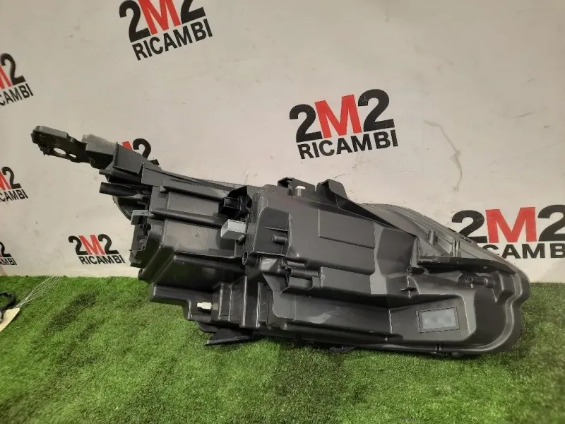 Proiettore ANT SX 98 362 302 80 Peugeot 3008 II 2016