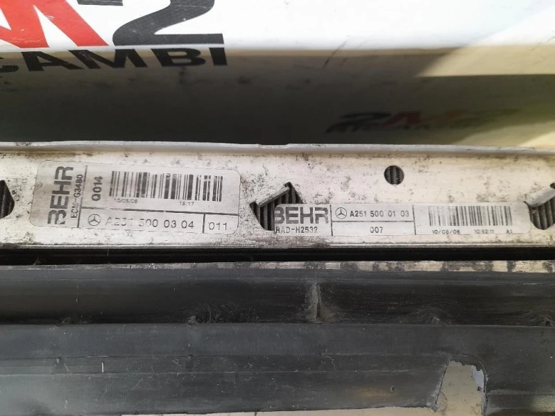 Radiatore Acqua A2515000703 A2515000103 Mercedes Classe R W251 2006