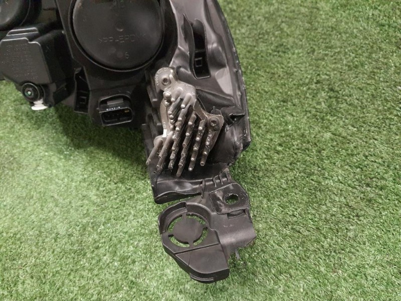 Proiettore ANT SX 9816990680 Peugeot 308 II 2017