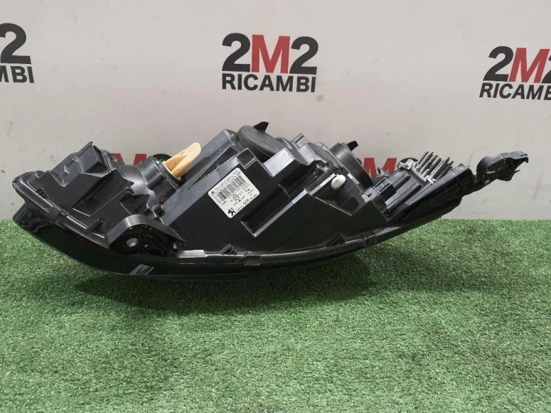 Proiettore ANT SX 9816990680 Peugeot 308 II 2017