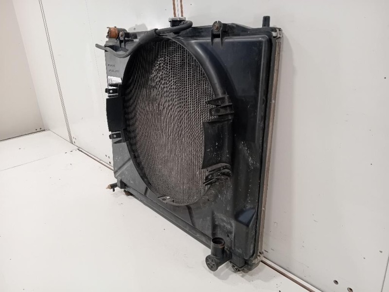 Radiatore Acqua MR404897 Mitsubishi Pajero III 2000