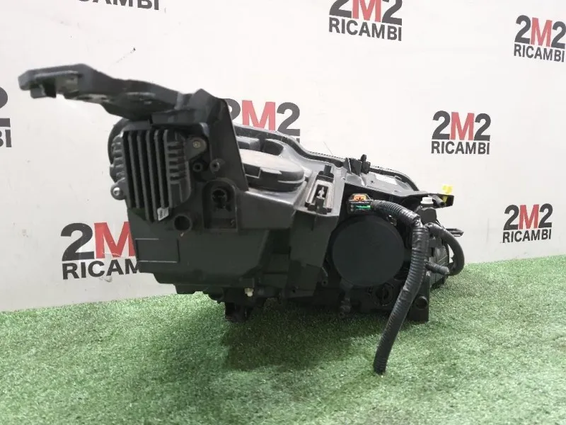 Proiettore ANT SX 9810478180 Peugeot 5008 II 2017