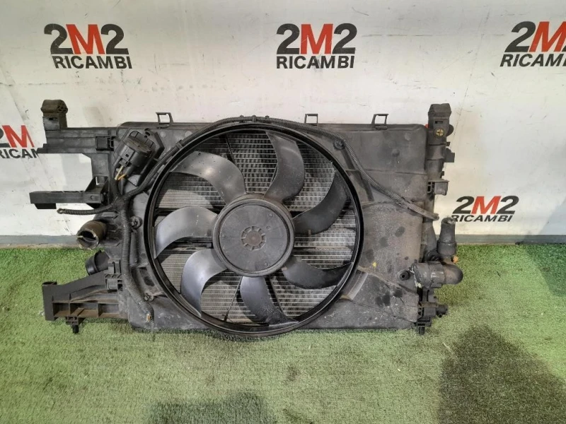 Radiatore Acqua 13267655 Opel Astra J 2010