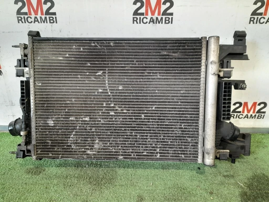 Radiatore Acqua 13267655 Opel Astra J 2010