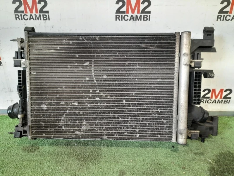 Radiatore Acqua 13267655 Opel Astra J 2010