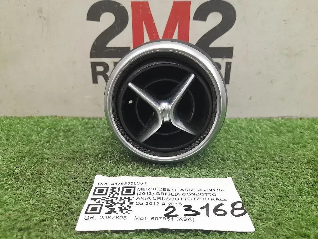 Griglia Condotto ARIA Cruscotto Centrale A1768300354 Mercedes Classe A W176 2013