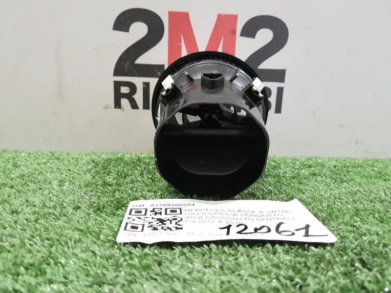 Griglia Condotto ARIA Cruscotto Centrale A1768300354 Mercedes Classe A W176 2013