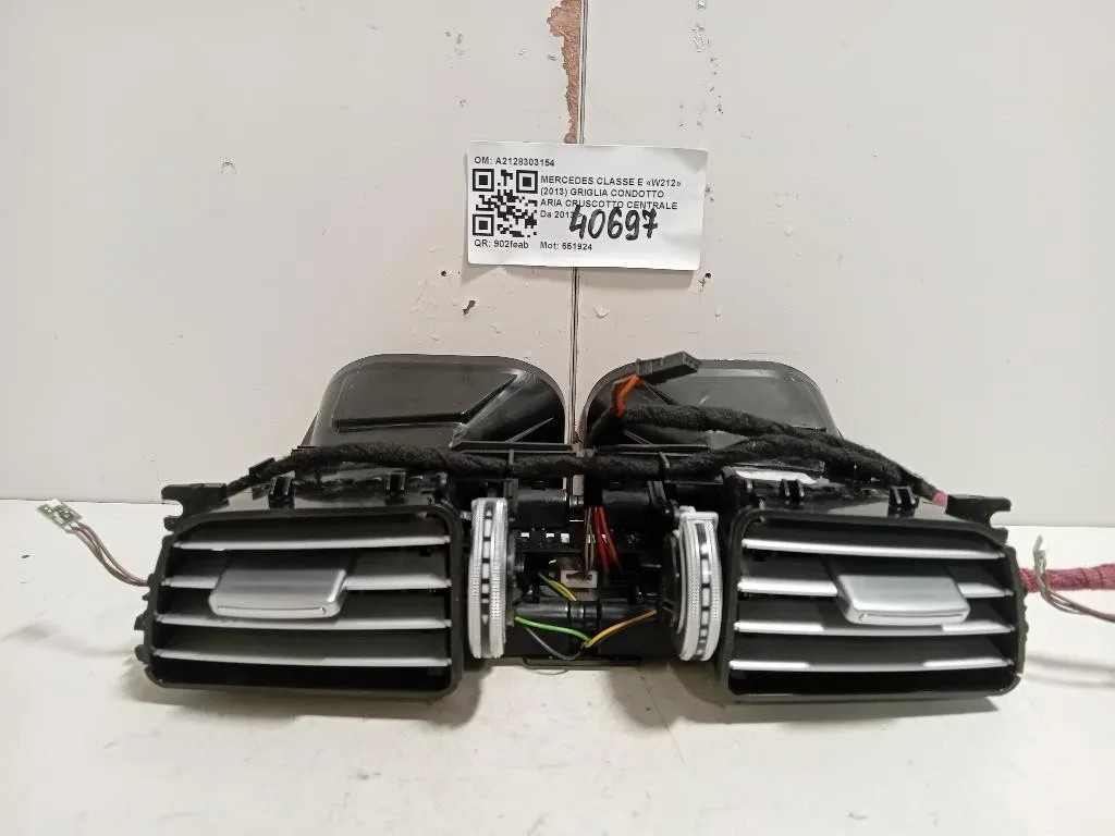 Griglia Condotto ARIA Cruscotto Centrale A2128303154 Mercedes Classe E W212 2013