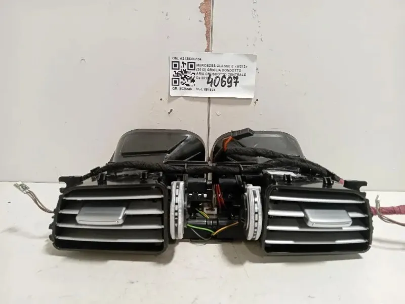 Griglia Condotto ARIA Cruscotto Centrale A2128303154 Mercedes Classe E W212 2013
