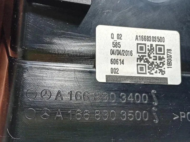 Griglia Condotto ARIA Cruscotto Centrale A1668303400 Mercedes Classe GLE W166 2015