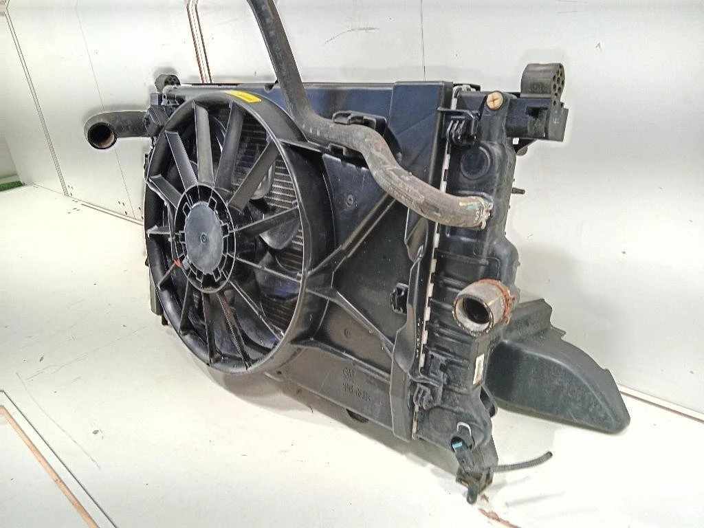 Radiatore Acqua 95298575 Opel Mokka 2013