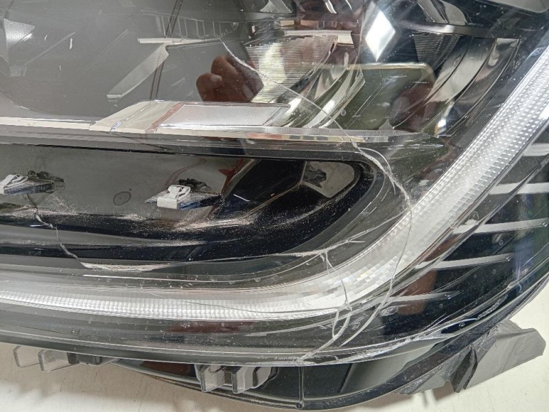 Proiettore ANT SX 260601693R DANNEGGIATO Renault Captur I 2017