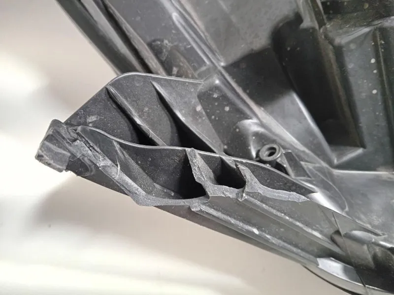 Proiettore ANT SX 260604183R Renault CLIO IV 2013