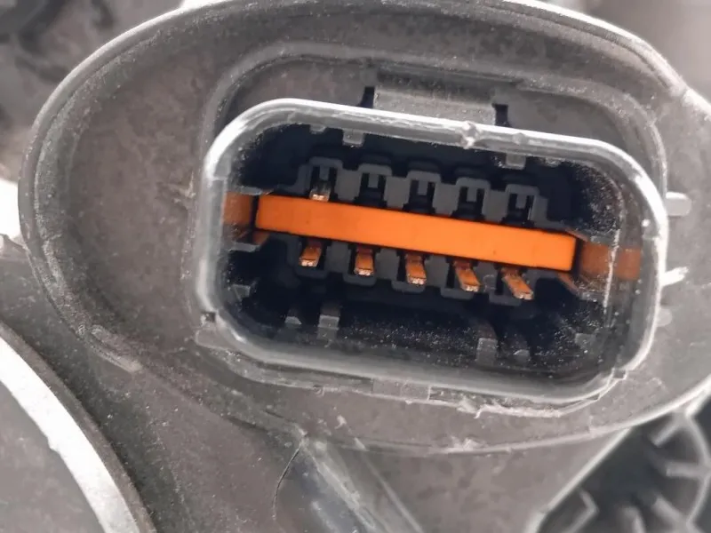 Proiettore ANT SX 260602051R Renault Kadjar 2015