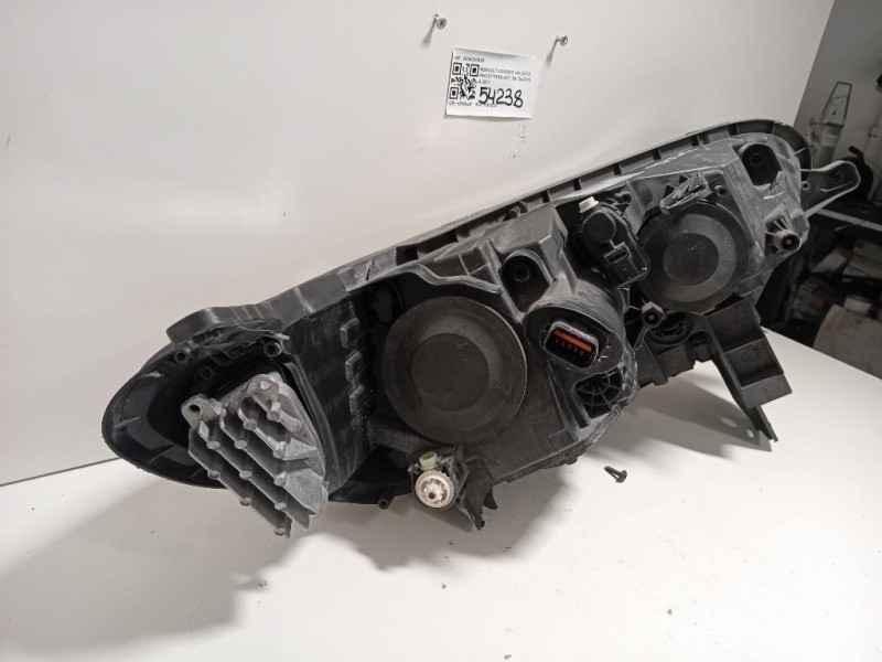 Proiettore ANT SX 260602051R Renault Kadjar 2015