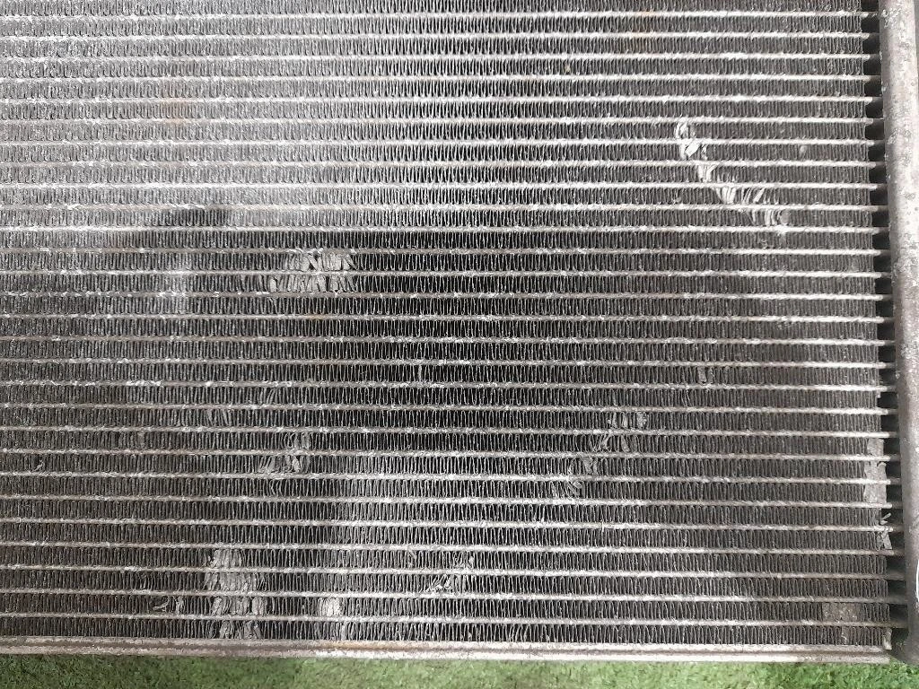 Radiatore Acqua 1K0121251N Volkswagen GOLF V 2004