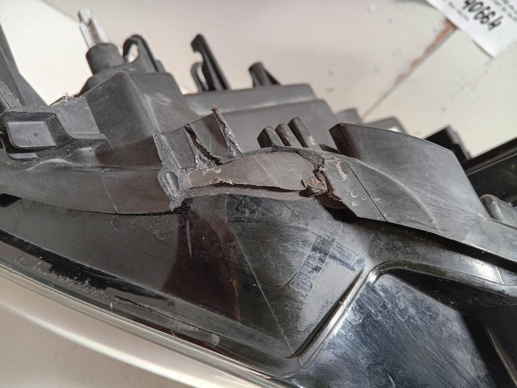 Proiettore ANT SX 260602792R Renault Mégane III 2012