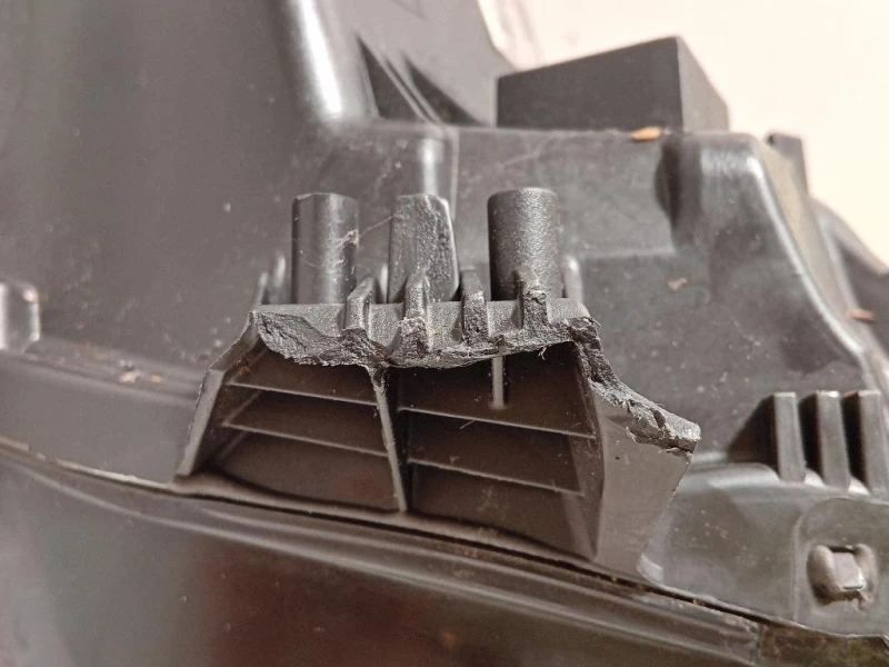 Proiettore ANT SX 260602792R Renault Mégane III 2012