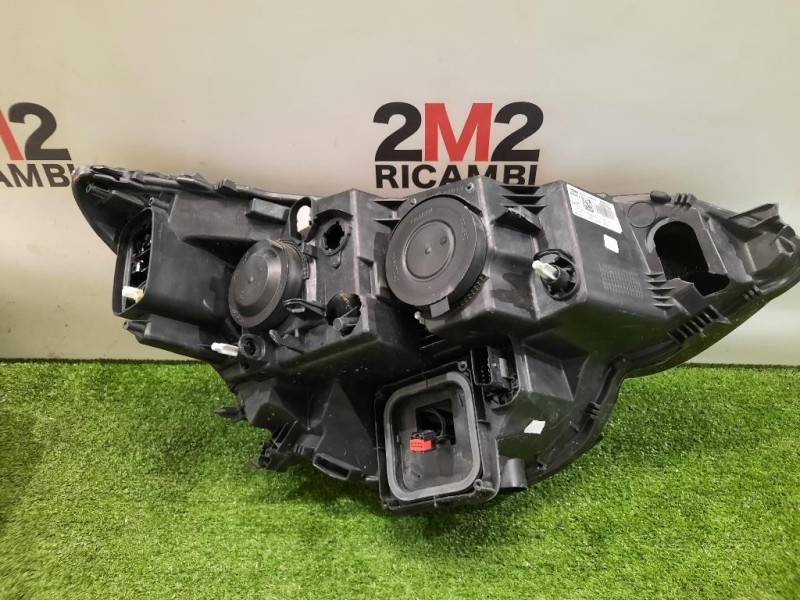 Proiettore ANT SX 260602792R DIFFETTI IN FOTO Renault Mégane IV 2016