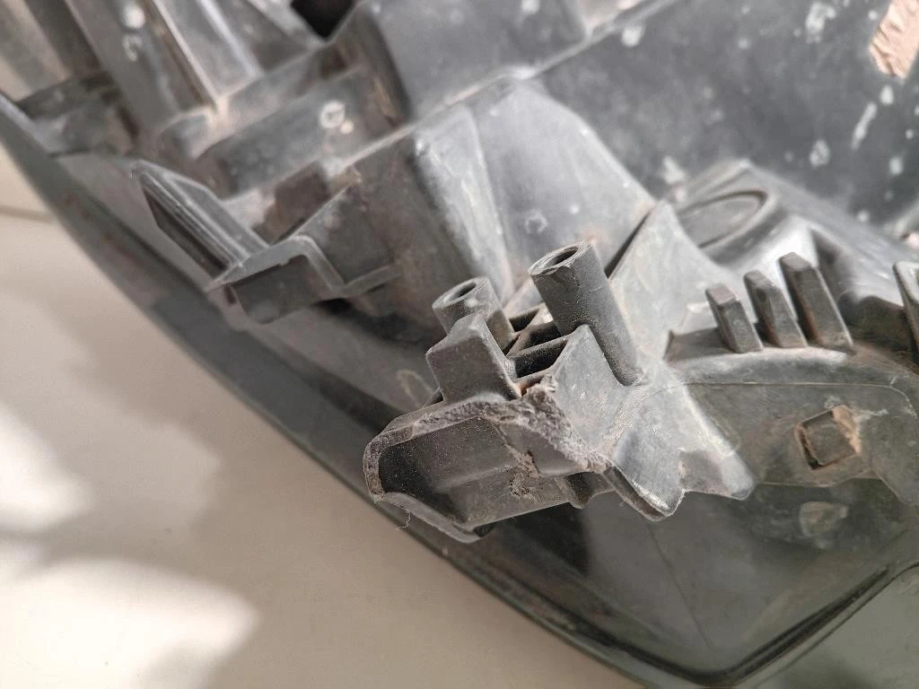 Proiettore ANT SX 260600396R Renault Mégane IV 2016