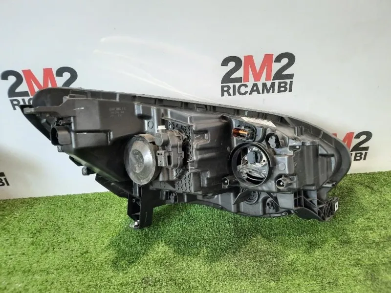 Proiettore ANT SX 260607230R Renault Scénic IV 2016