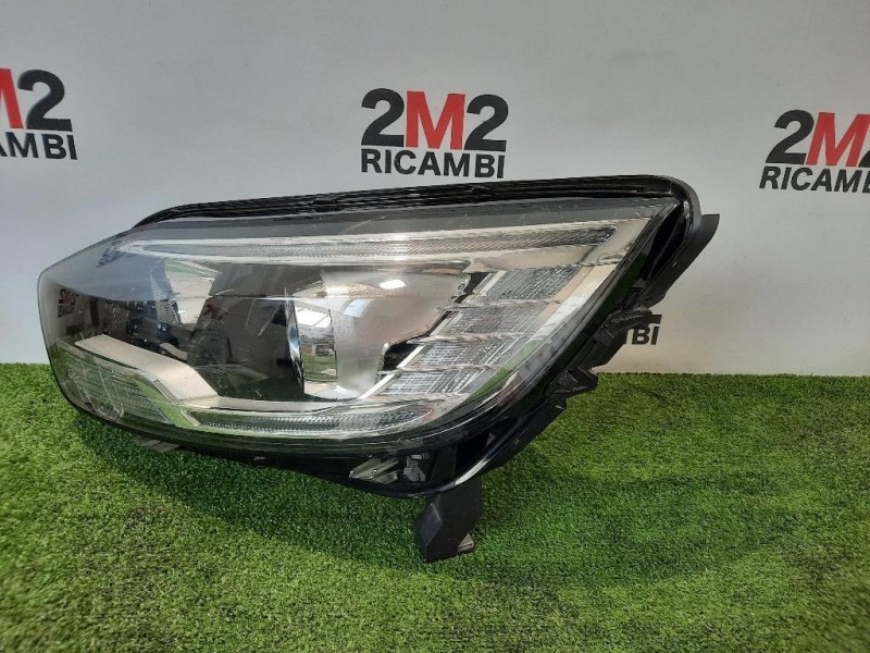 Proiettore ANT SX 260607230R Renault Scénic IV 2016