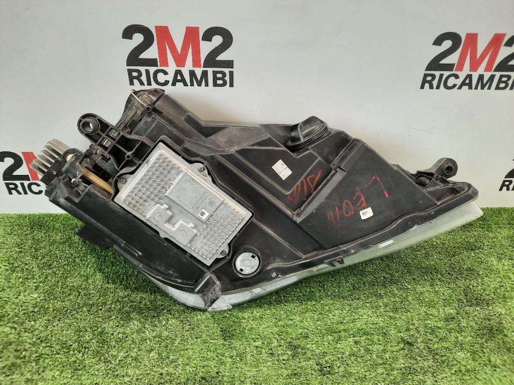 Proiettore ANT SX 5F1941007E Seat LEON 5F1 2013