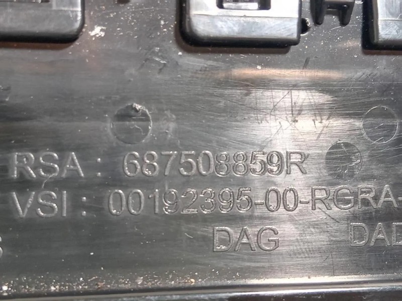 Griglia Condotto ARIA Cruscotto Centrale 687508859R Renault CLIO IV 2013