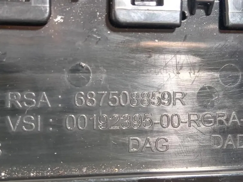 Griglia Condotto ARIA Cruscotto Centrale 687508859R Renault CLIO IV 2013