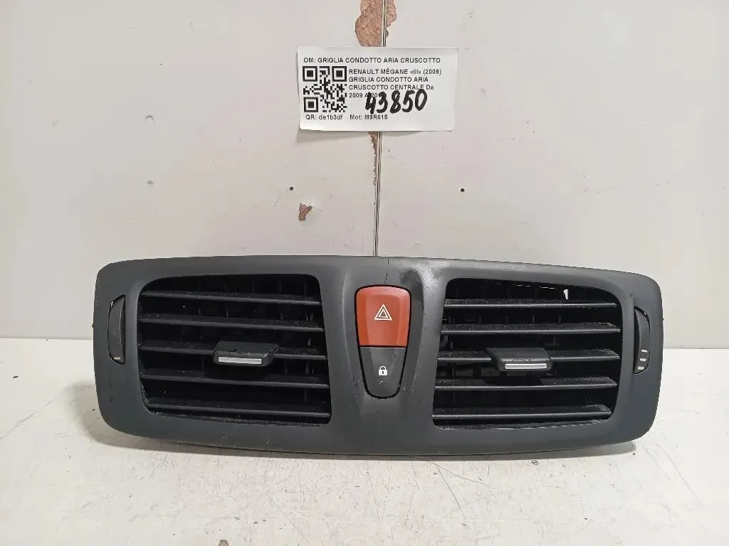 Griglia Condotto ARIA Cruscotto Centrale GRIGLIA CONDOTTO ARIA CRUSCOTTO CENTRALE Renault Mégane III 2009