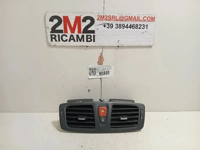 Griglia Condotto ARIA Cruscotto Centrale GRIGLIA CONDOTTO ARIA CRUSCOTTO CENTRALE Renault Mégane III 2009