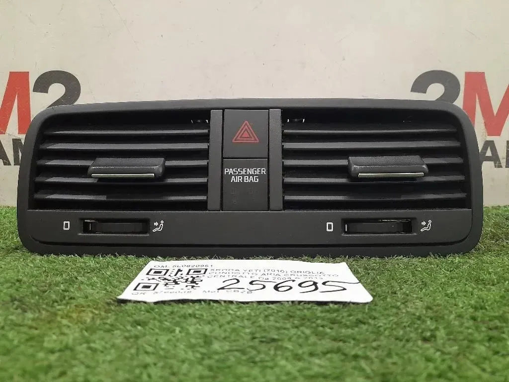 Griglia Condotto ARIA Cruscotto Centrale 5L0820951 Skoda YETI 2010