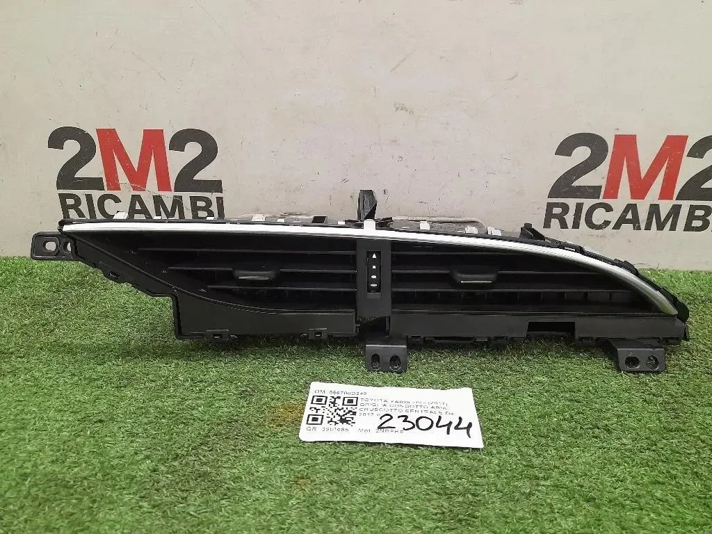 Griglia Condotto ARIA Cruscotto Centrale 556700D240 Toyota Yaris IV 2017