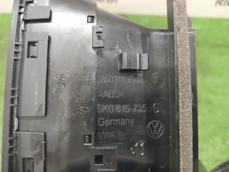 Griglia Condotto ARIA Cruscotto Centrale 5K0819743E 5K0815735D 5K0815736D Volkswagen GOLF VI 2009