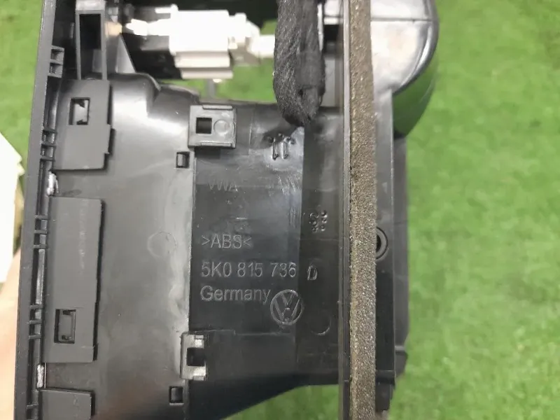 Griglia Condotto ARIA Cruscotto Centrale 5K0819743E 5K0815735D 5K0815736D Volkswagen GOLF VI 2009